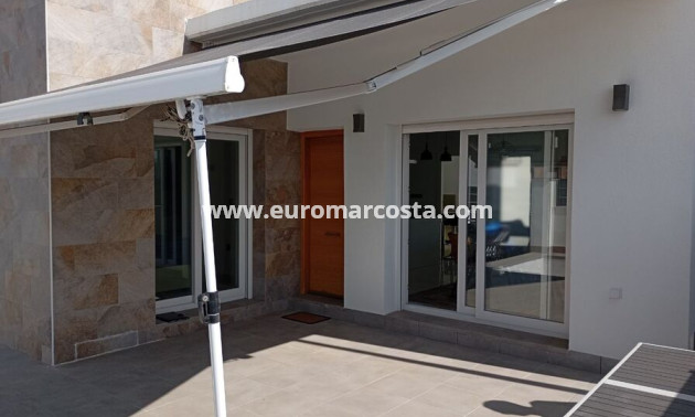 Objekte zum Wiederverkauf - Villa freitstehend - Daya Vieja