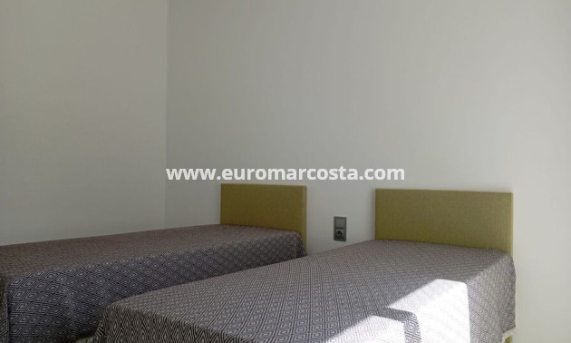 Objekte zum Wiederverkauf - Villa freitstehend - Daya Vieja