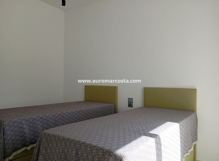 Objekte zum Wiederverkauf - Villa freitstehend - Daya Vieja