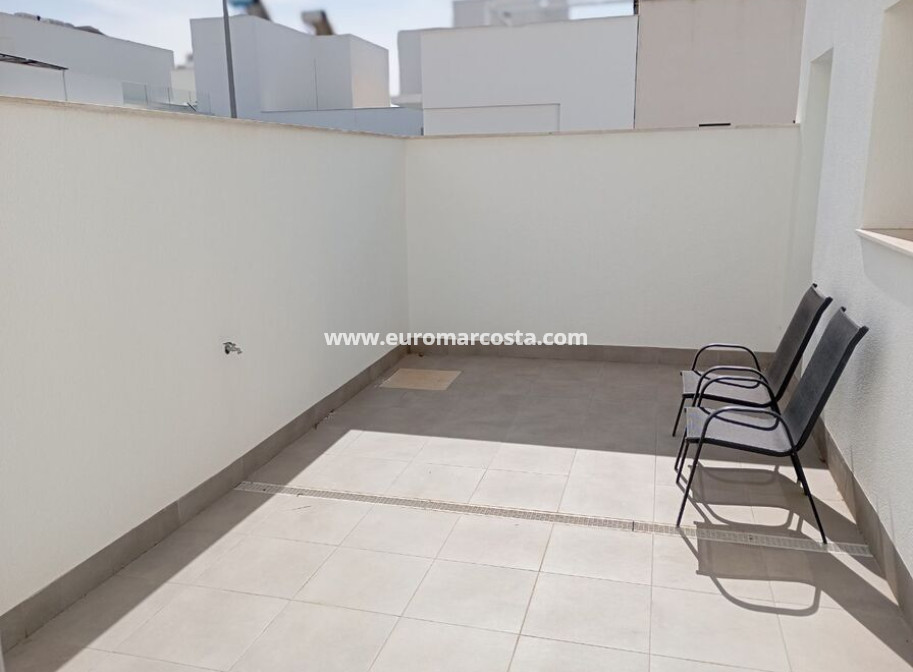 Objekte zum Wiederverkauf - Villa freitstehend - Daya Vieja