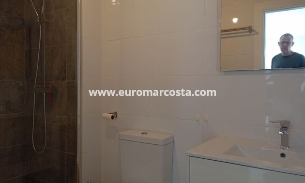 Objekte zum Wiederverkauf - Villa freitstehend - Daya Vieja