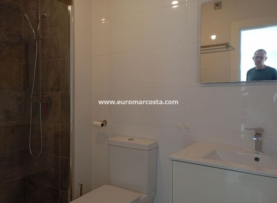 Objekte zum Wiederverkauf - Villa freitstehend - Daya Vieja