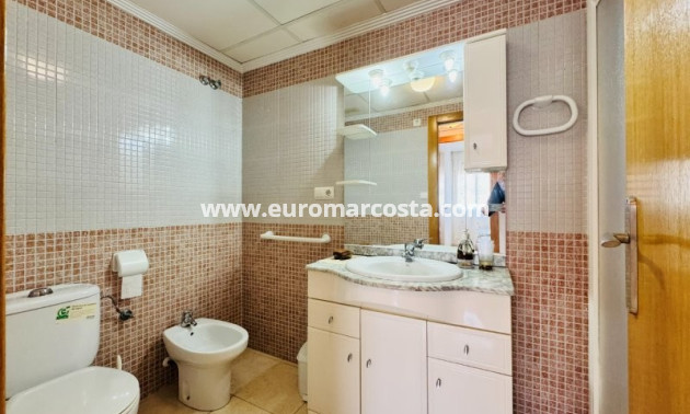 Sale - Apartment / flat - Torrevieja - TORREVIEJA