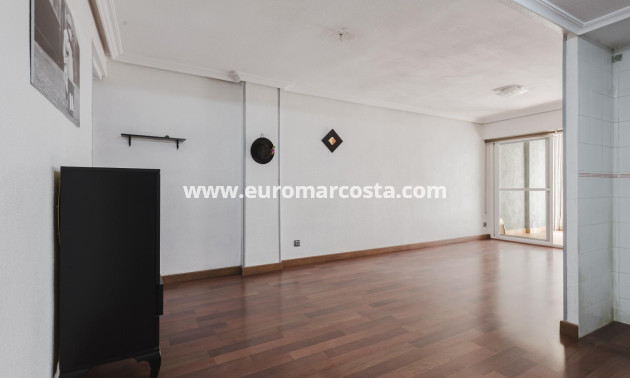 Venta - Apartamento / piso - Torrevieja - TORREVIEJA