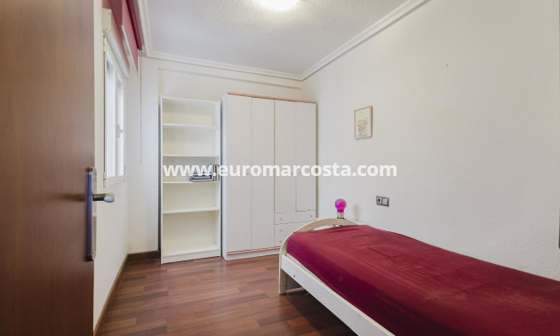 Venta - Apartamento / piso - Torrevieja - TORREVIEJA