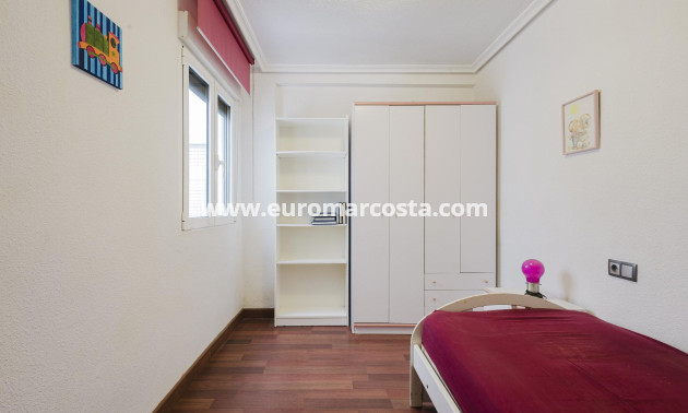 Venta - Apartamento / piso - Torrevieja - TORREVIEJA