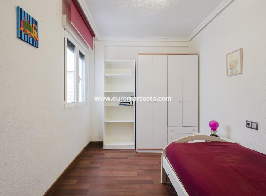 Venta - Apartamento / piso - Torrevieja - TORREVIEJA