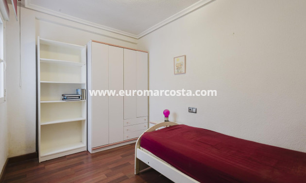 Venta - Apartamento / piso - Torrevieja - TORREVIEJA
