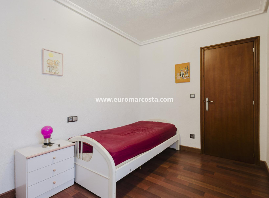 Venta - Apartamento / piso - Torrevieja - TORREVIEJA