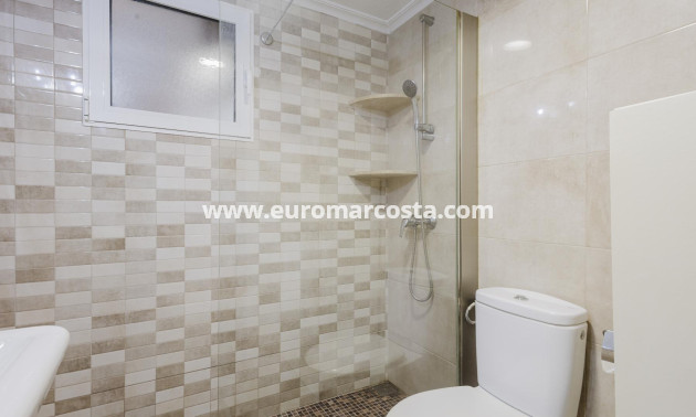 Venta - Apartamento / piso - Torrevieja - TORREVIEJA