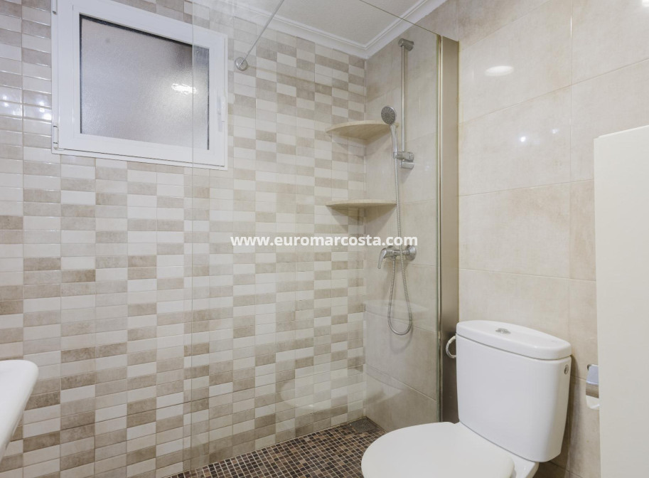 Venta - Apartamento / piso - Torrevieja - TORREVIEJA