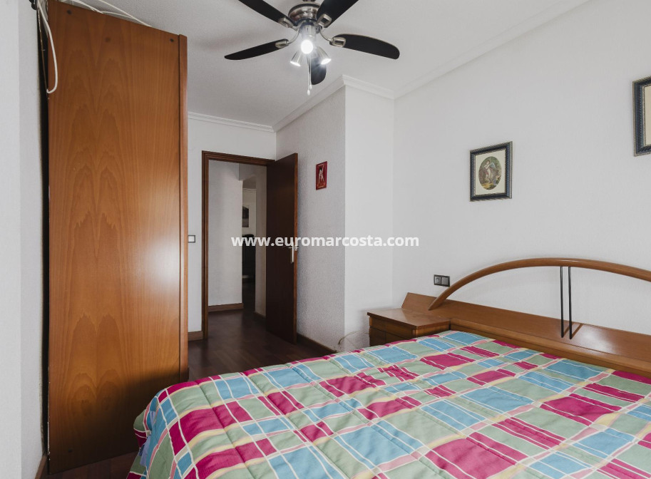 Venta - Apartamento / piso - Torrevieja - TORREVIEJA