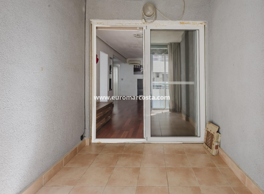 Venta - Apartamento / piso - Torrevieja - TORREVIEJA