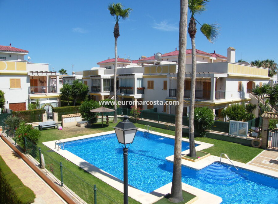 Venta - Apartamento / piso - Daya Vieja