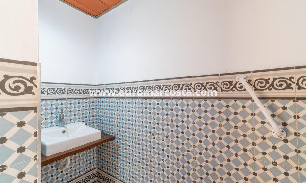 Sale - Villa - Torrevieja - TORREVIEJA