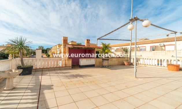 Sale - Villa - Torrevieja - TORREVIEJA