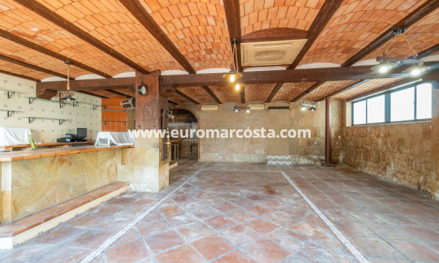 Sale - Villa - Torrevieja - TORREVIEJA