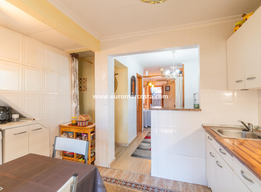 Sale - Townhouse - Torrevieja - TORREVIEJA