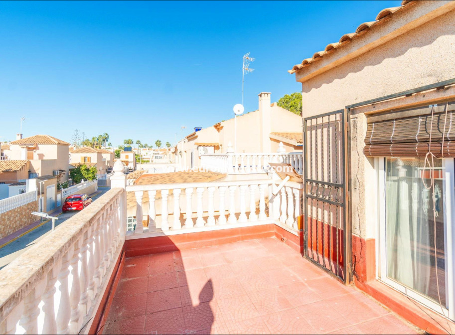 Sale - Townhouse - Torrevieja - TORREVIEJA