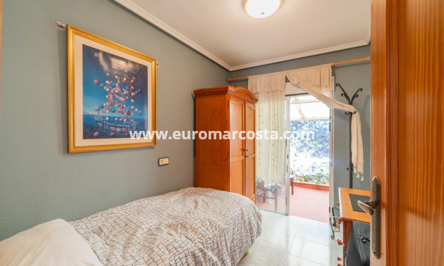 Sale - Townhouse - Torrevieja - TORREVIEJA