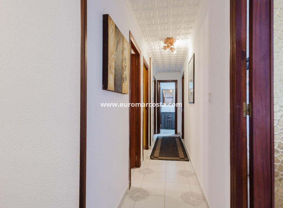 Objekte zum Wiederverkauf - Wohnung - Torrevieja - TORREVIEJA