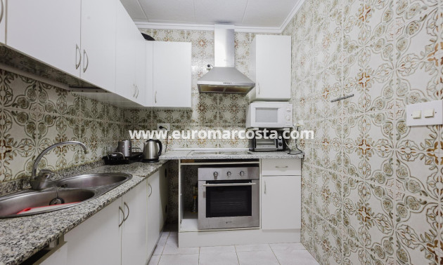 Objekte zum Wiederverkauf - Wohnung - Torrevieja - TORREVIEJA