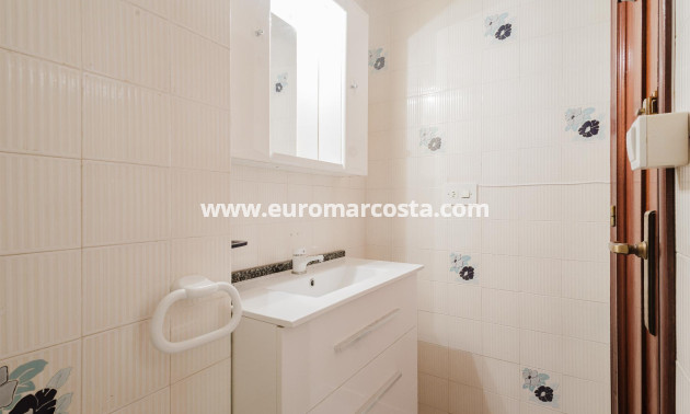 Objekte zum Wiederverkauf - Wohnung - Torrevieja - TORREVIEJA