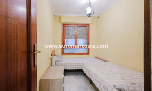 Objekte zum Wiederverkauf - Wohnung - Torrevieja - TORREVIEJA