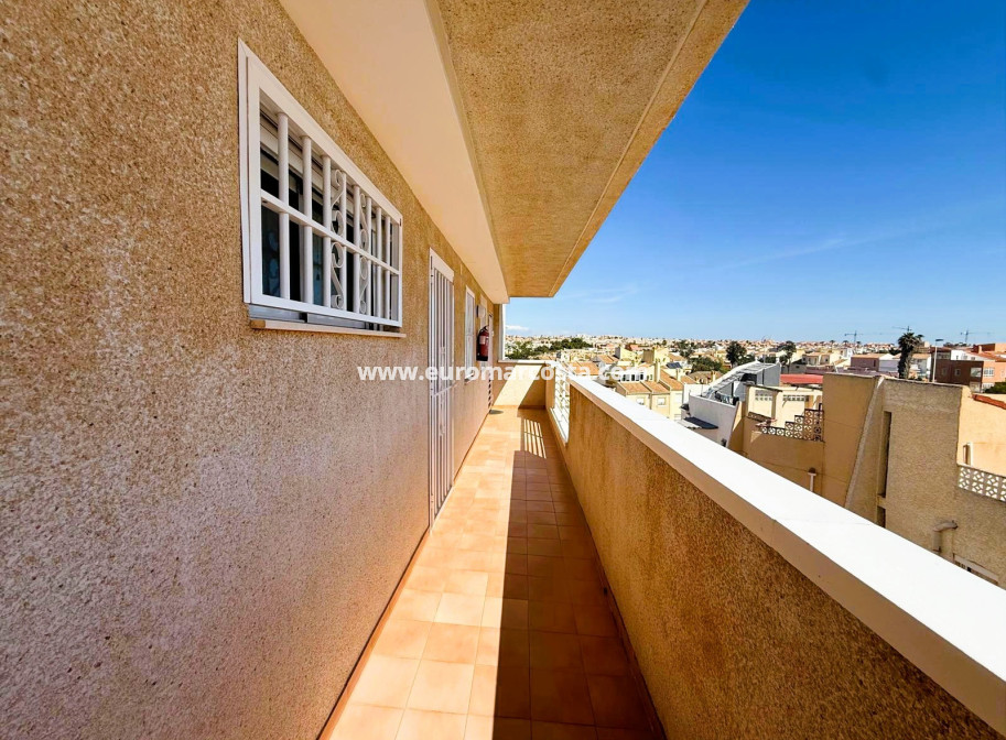 Venta - Apartamento / piso - Torrevieja - TORREVIEJA