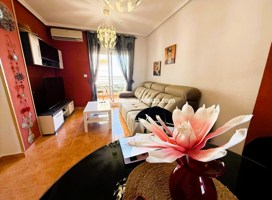 Venta - Apartamento / piso - Torrevieja - TORREVIEJA