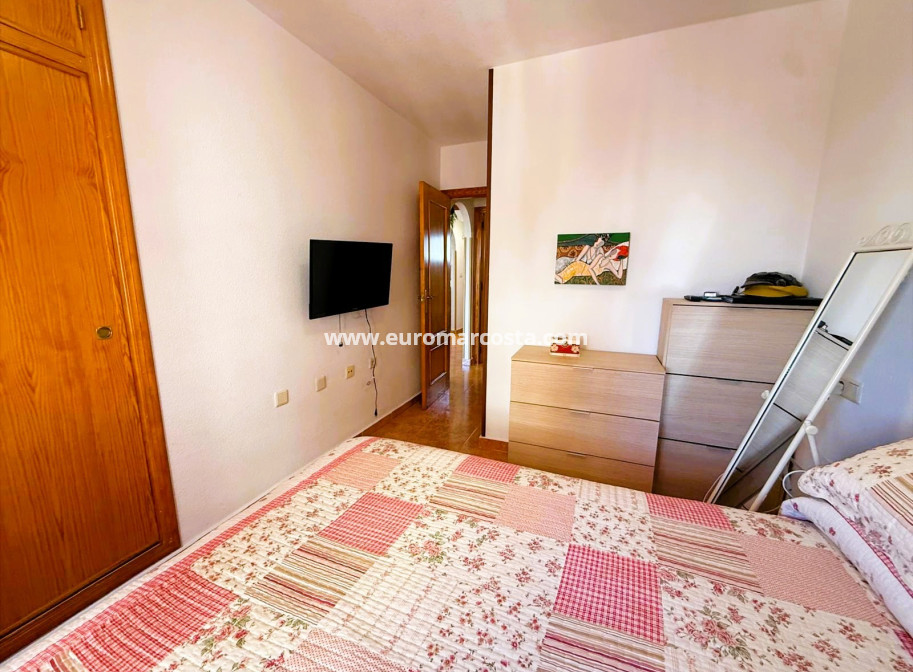 Venta - Apartamento / piso - Torrevieja - TORREVIEJA