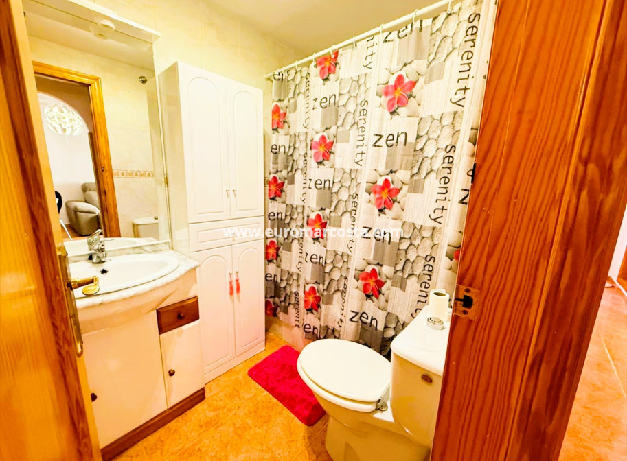 Venta - Apartamento / piso - Torrevieja - TORREVIEJA