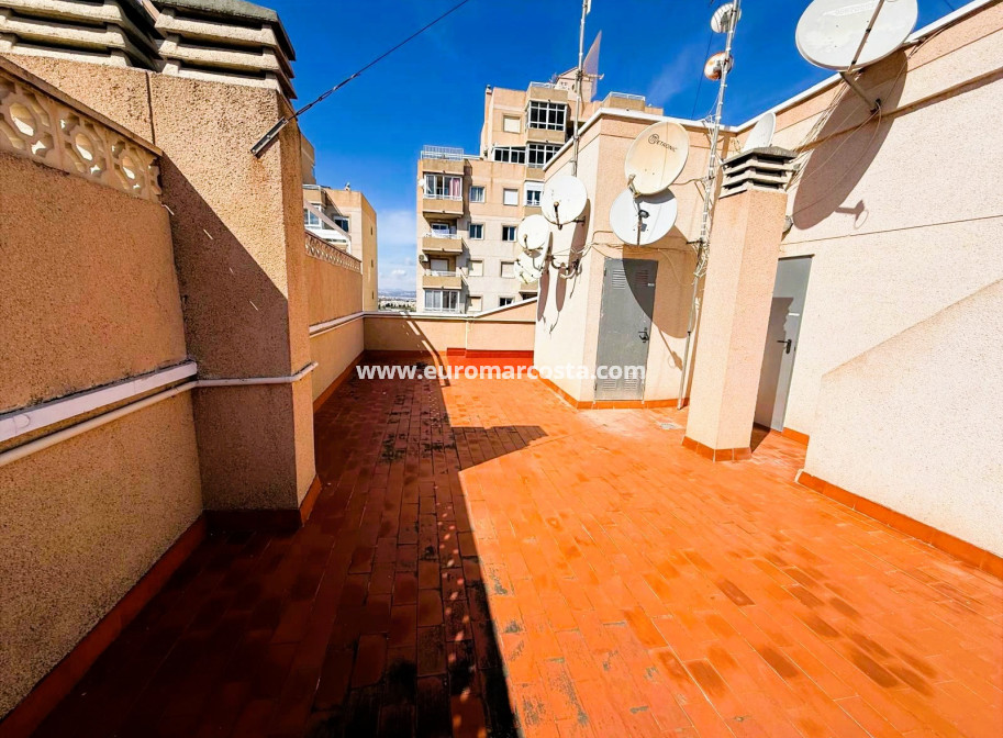 Venta - Apartamento / piso - Torrevieja - TORREVIEJA