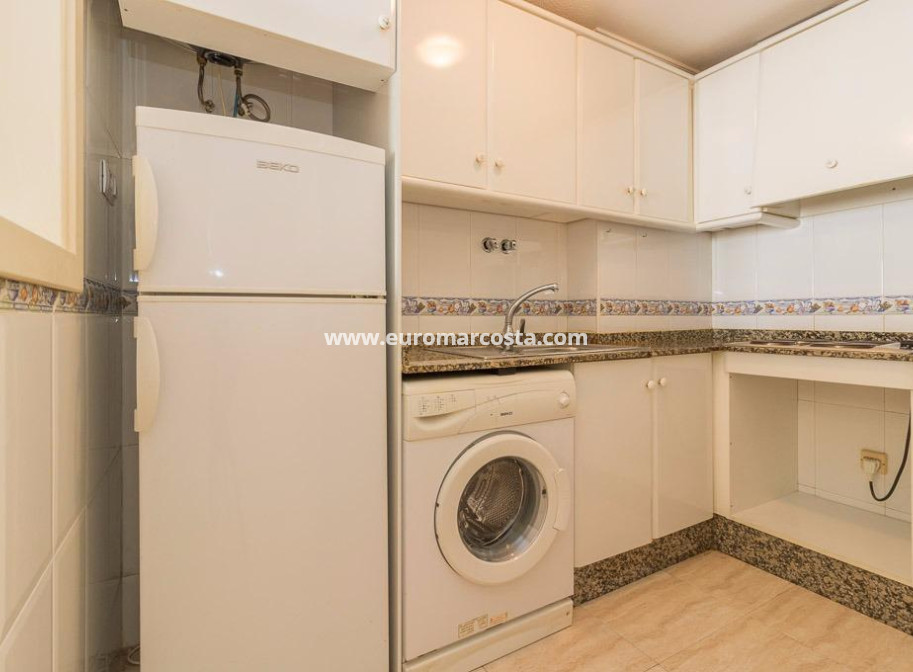 Sale - Apartment / flat - Torrevieja - TORREVIEJA