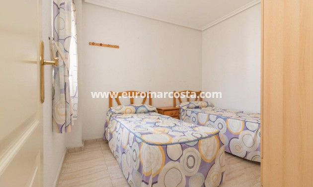 Sale - Apartment / flat - Torrevieja - TORREVIEJA