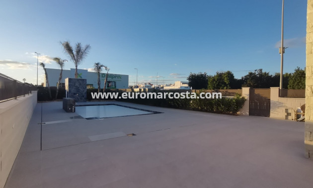 New Build - Villa - Los Montesinos