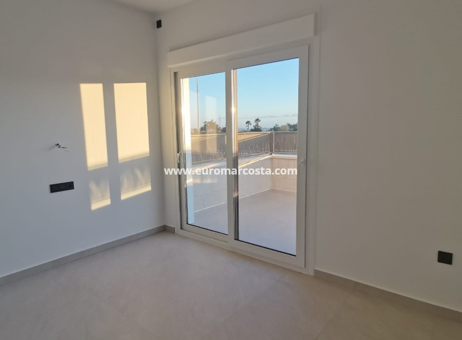 New Build - Villa - Los Montesinos