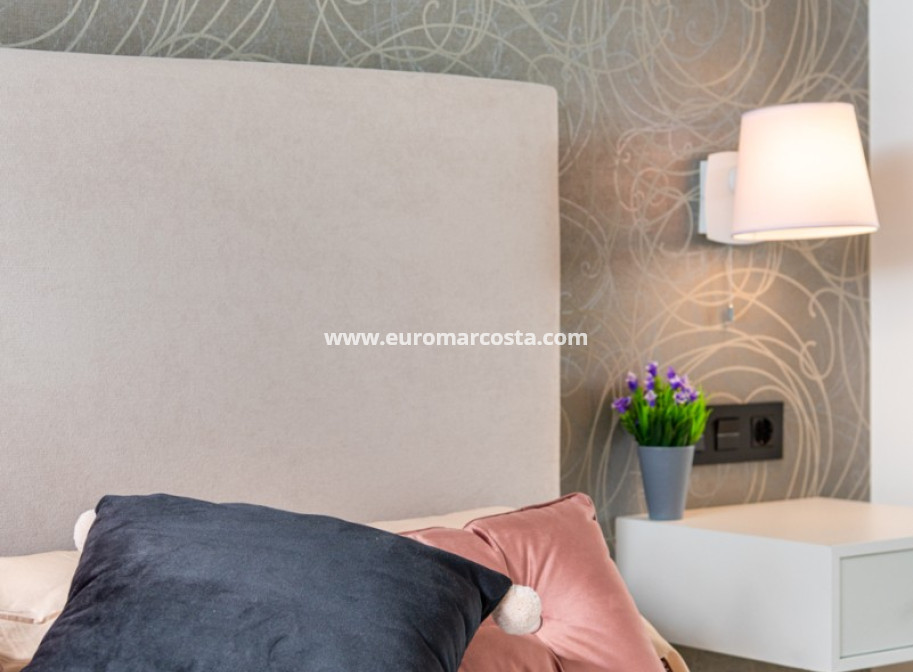 Nueva construcción  - Bungalow - Torrevieja - TORREVIEJA