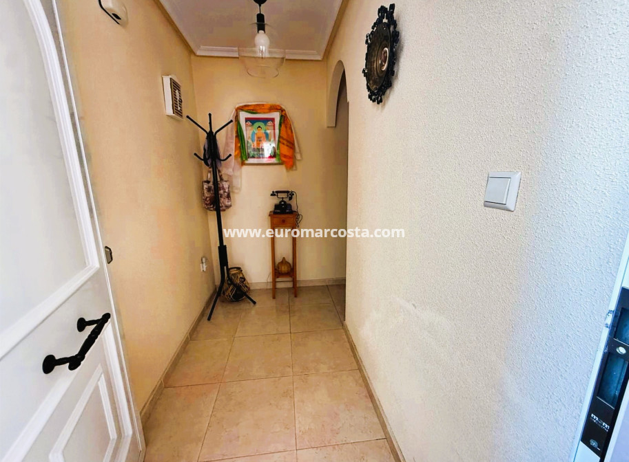 Objekte zum Wiederverkauf - Wohnung - Guardamar del Segura - Puerto Deportivo