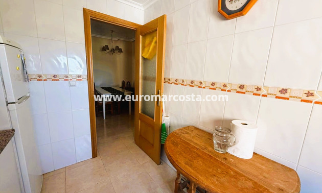 Objekte zum Wiederverkauf - Wohnung - Guardamar del Segura - Puerto Deportivo