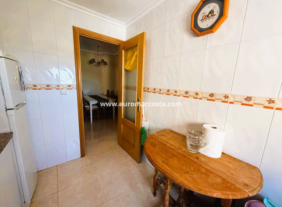 Objekte zum Wiederverkauf - Wohnung - Guardamar del Segura - Puerto Deportivo