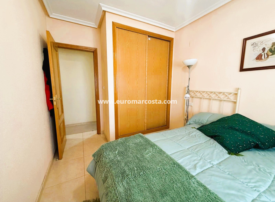 Objekte zum Wiederverkauf - Wohnung - Guardamar del Segura - Puerto Deportivo