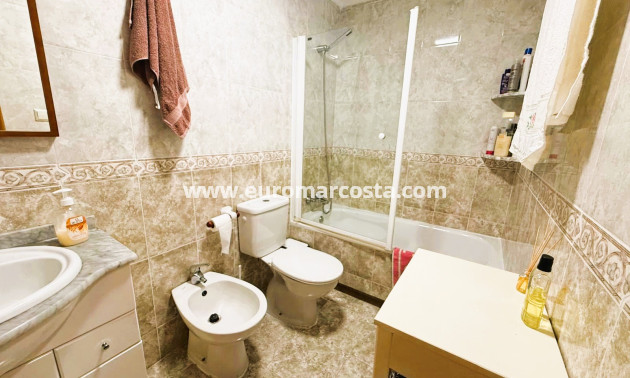 Objekte zum Wiederverkauf - Wohnung - Guardamar del Segura - Puerto Deportivo