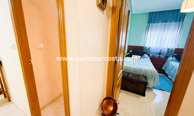 Objekte zum Wiederverkauf - Wohnung - Guardamar del Segura - Puerto Deportivo