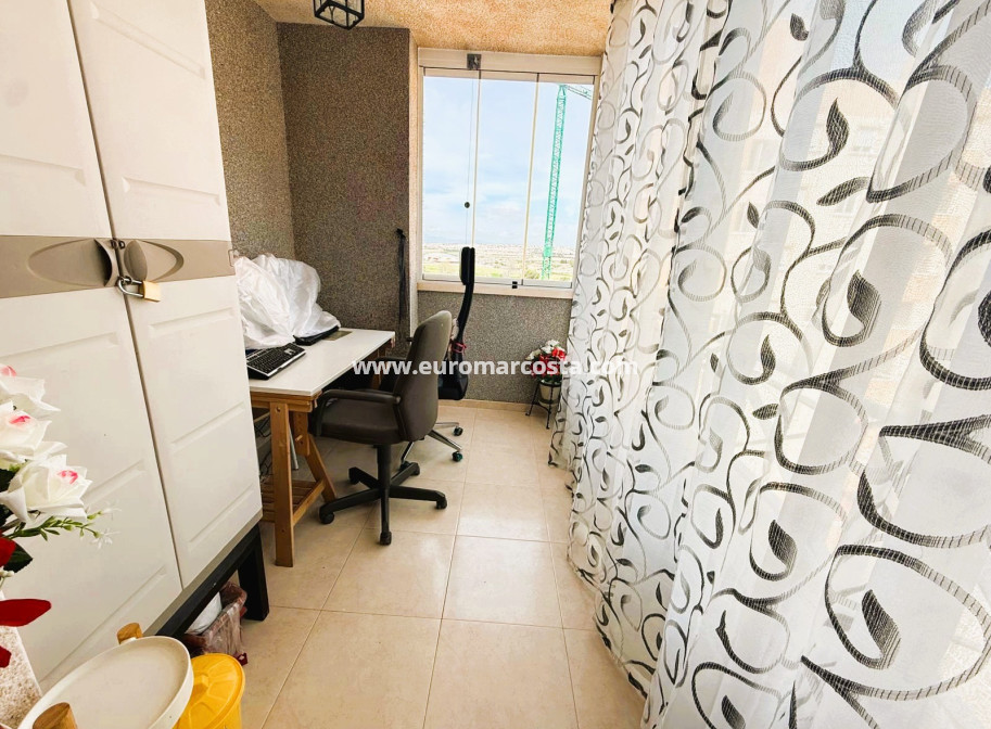 Objekte zum Wiederverkauf - Wohnung - Guardamar del Segura - Puerto Deportivo