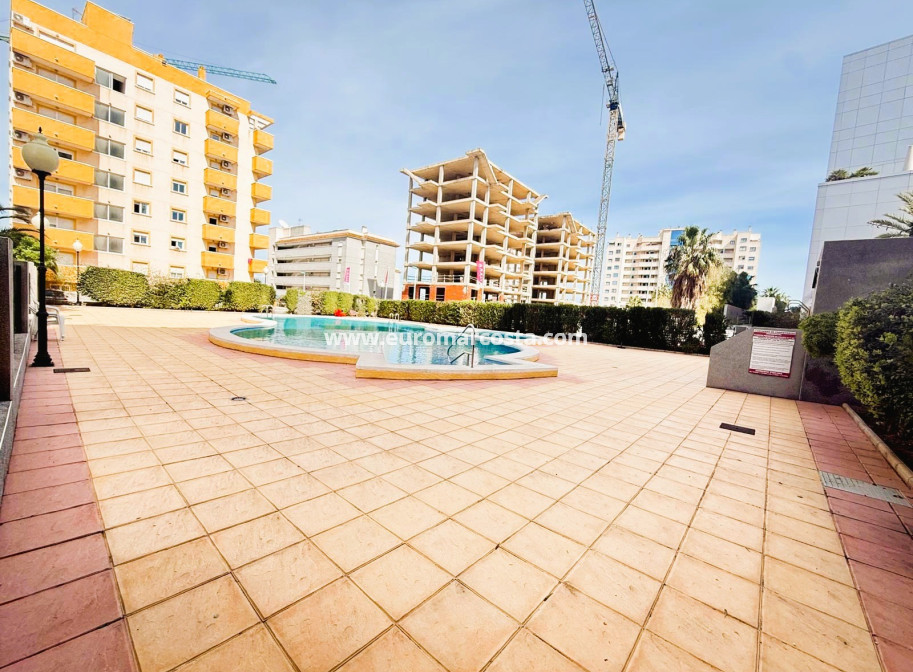 Objekte zum Wiederverkauf - Wohnung - Guardamar del Segura - Puerto Deportivo