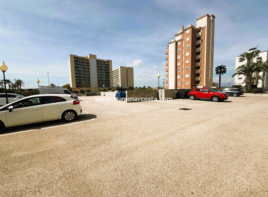 Objekte zum Wiederverkauf - Wohnung - Guardamar del Segura - Puerto Deportivo