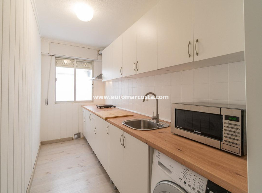 Sale - Apartment / flat - Torrevieja - TORREVIEJA