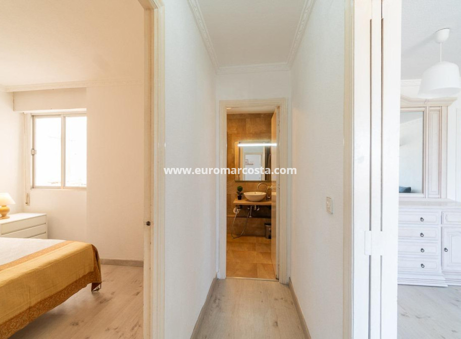 Sale - Apartment / flat - Torrevieja - TORREVIEJA