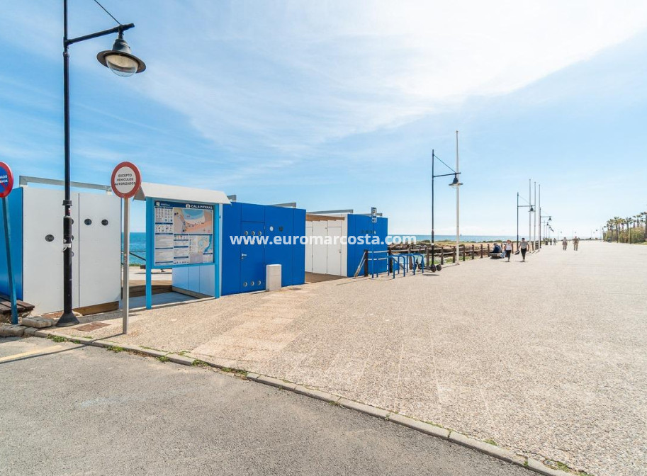 Sale - Apartment / flat - Torrevieja - TORREVIEJA